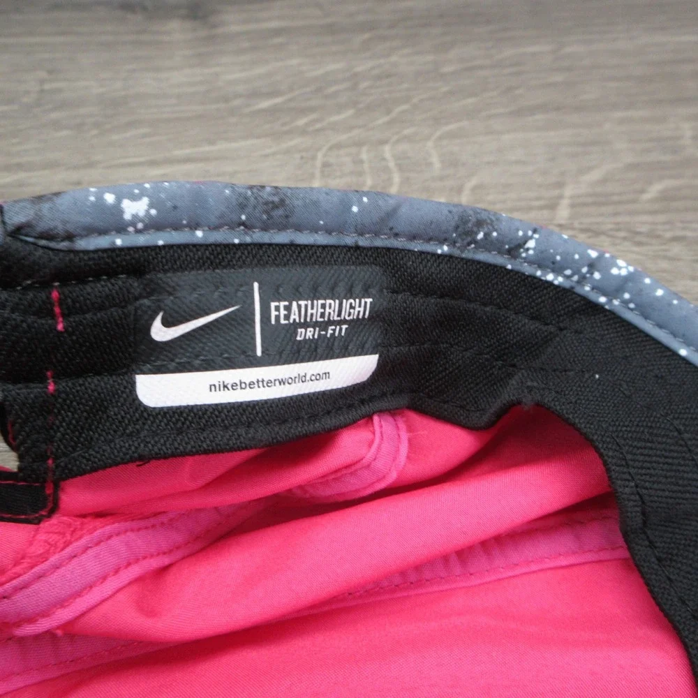 Nike Hat Cap Womens Strap Back Pink RUN Featherlight Dri-Fit Running Athletic